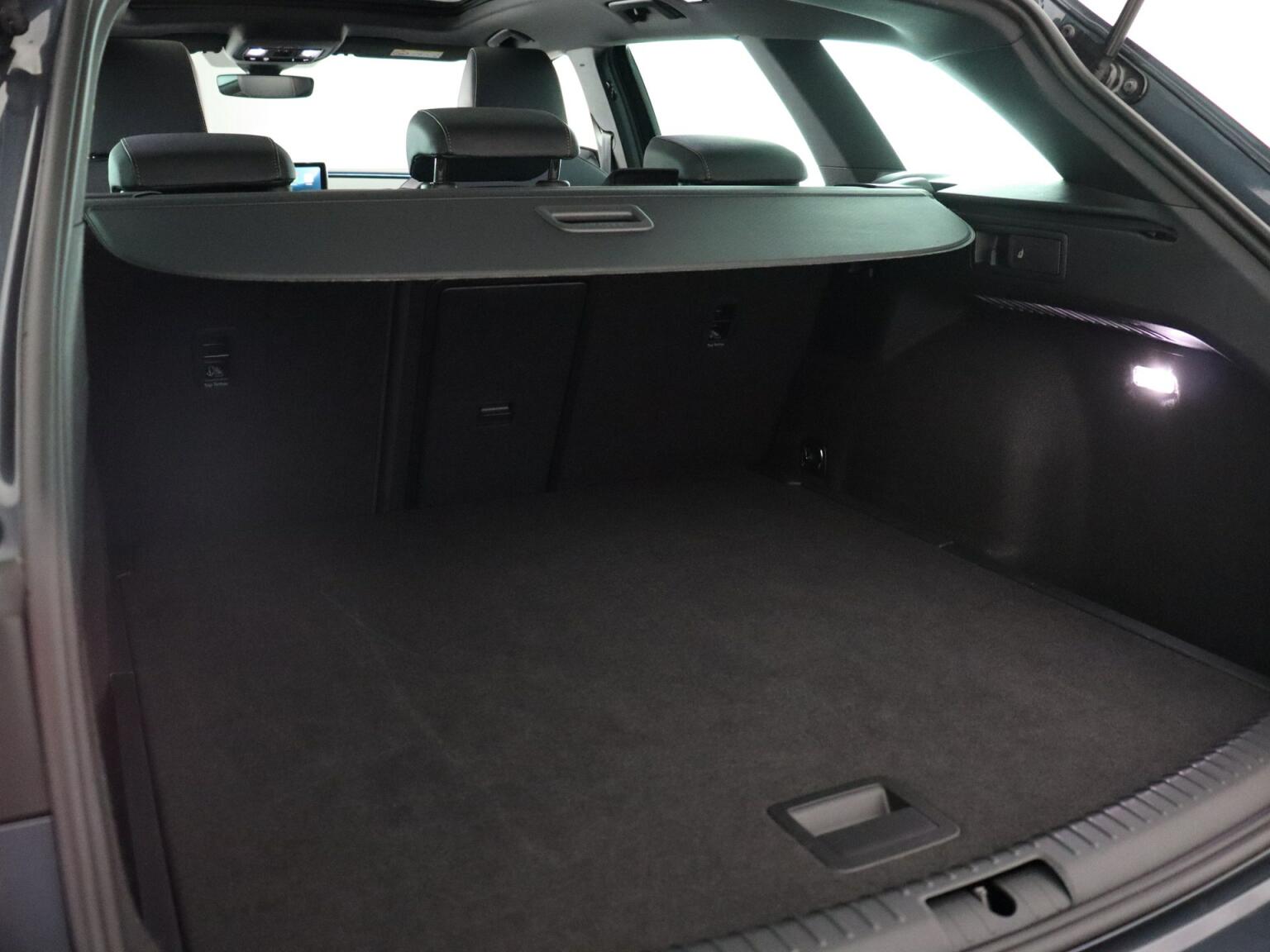 CUPRA-Leon Sportstourer-43